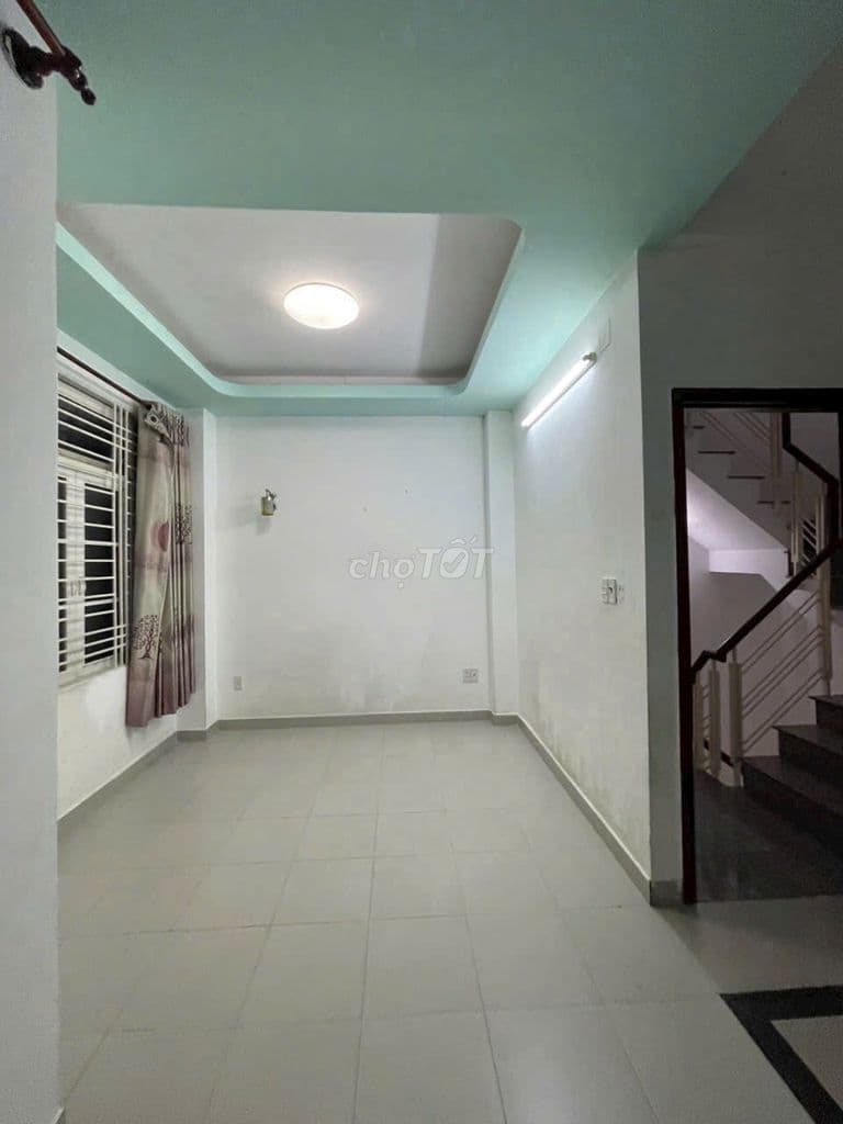 Đi Mỹ bán nhà đường Cao Thắng Q10 HXH sổ hồng riêng 61m2 chỉ 1790 - Ảnh 2