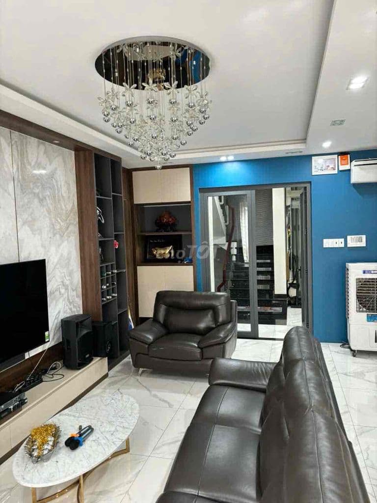 4x20, 3 lầu, nhà chưa qua đầu tư mua bán, 1 đời chủ ngay đề Thám Q.1 - Ảnh 2