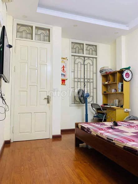 bán nhà 5 tầng tại Đống Đa mặt tiền rộng thoáng - Ảnh 3