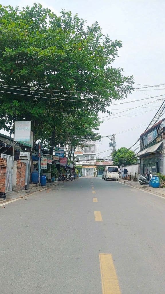 Bán căn nhà mặt tiền sát bên Lê Văn Việt, TP. Thủ Đức