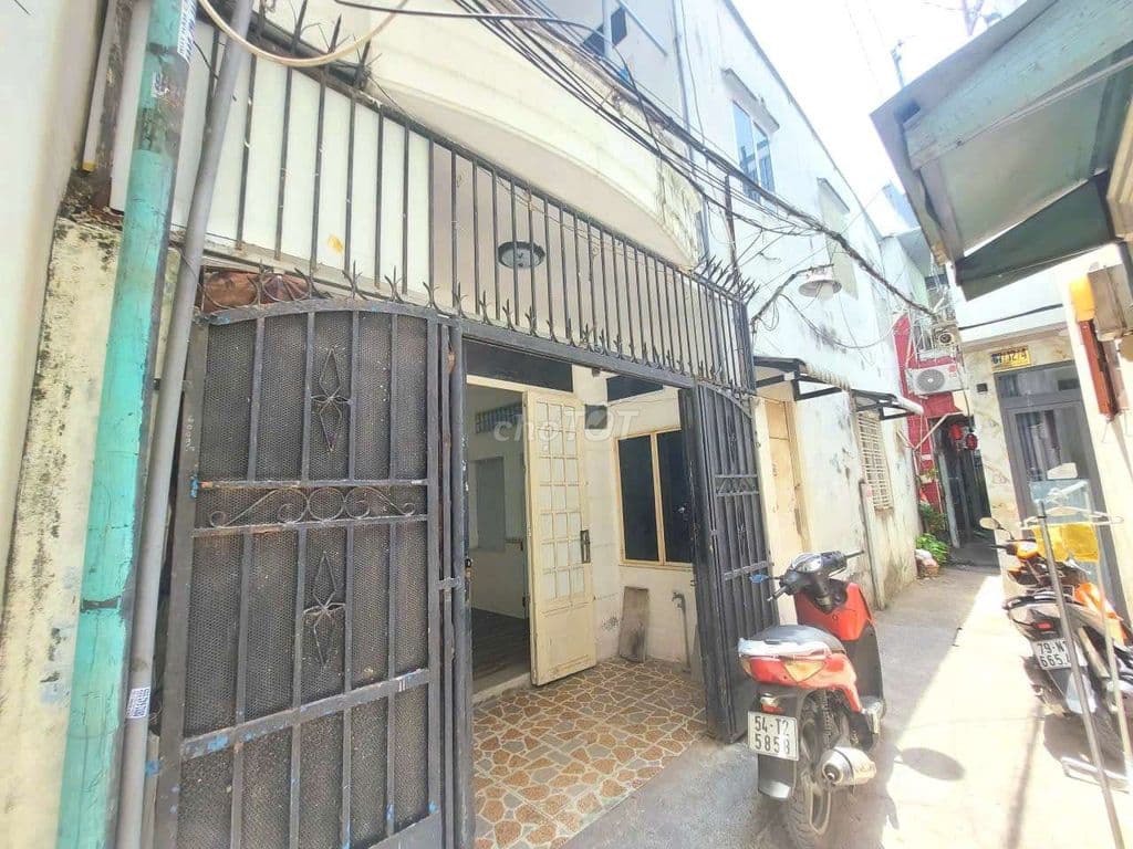 TIỀN ÍT THỊT NHIỀU, NHÀ 1 LẦU 49.3m2 NGAY CHỢ AN NHƠN, CHỈ 3.85 TỶ - Ảnh 2