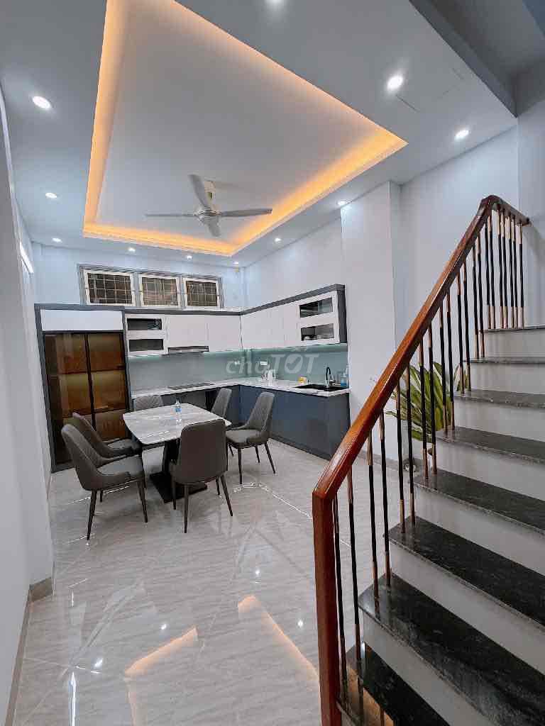 BÁN NHÀ KIM ĐỒNG- GIÁP BÁT- HOÀNG MAI 5 TẦNG THANG MÁY 52M GIÁ 16.5 TY - Ảnh 3