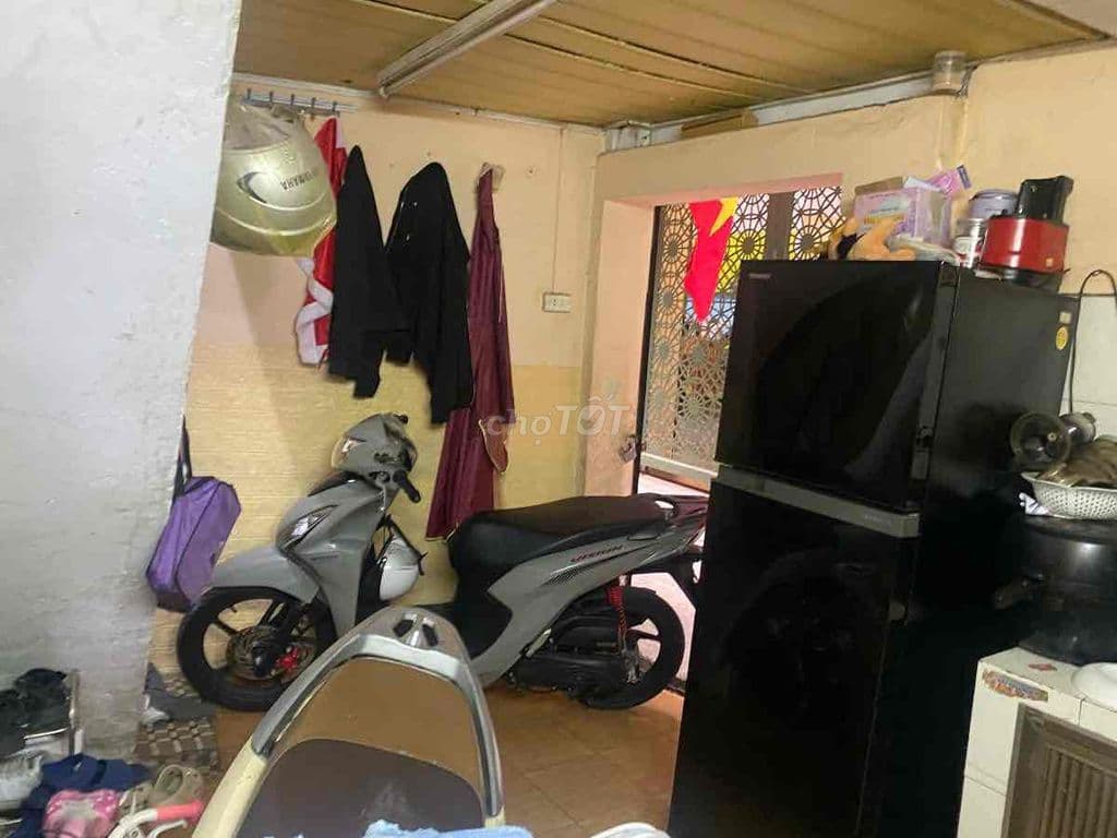 Bán nhà Trường Chinh tt Đống Đa , ngõ rộng giá tốt 23m chỉ 4.7 tỷ - Ảnh 2