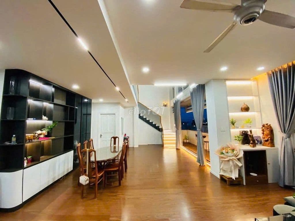 Duplex chung cư B1 trường sa 235m2
