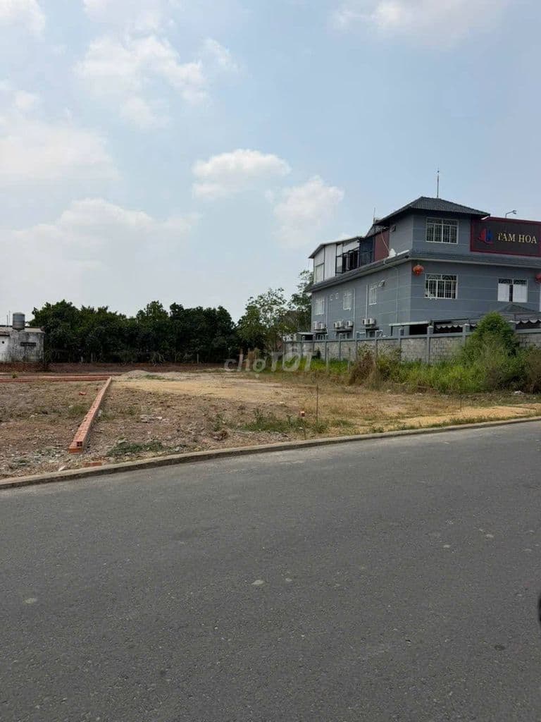 Chủ NGỘP cần ra lô đất 1sẹc QL22 800TR ngay bệnh viện Củ Chi 130m2 SHR - Ảnh 2