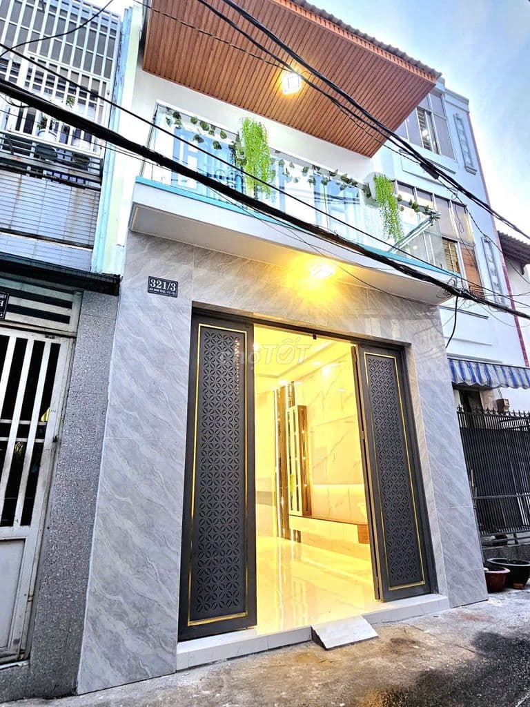 Nhà mới ở liền 3,85 X 9,5 ( TRỆT LẦU ĐÚC 2PN ) sổ hồng trao tay còn TL
