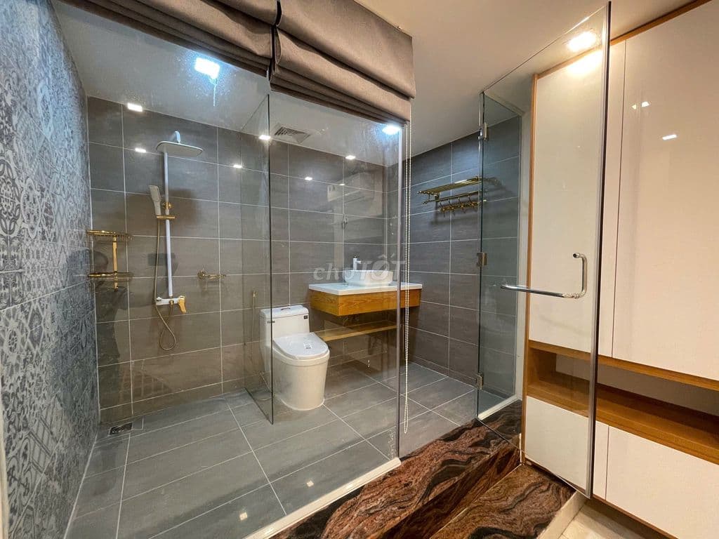 GIA ĐÌNH BÁN GẤP! 63M NGUYỄN TRI PHƯƠNG Q5 4.2 TỶ (ĐÚNG GIÁ THẬT 100%) - Ảnh 2