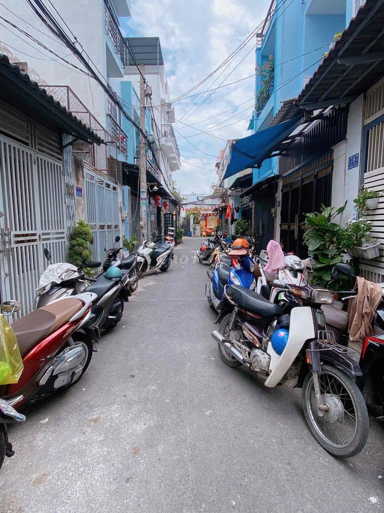 bán nhà diện tích lớn ngay đường lê văn quới - Ảnh 2