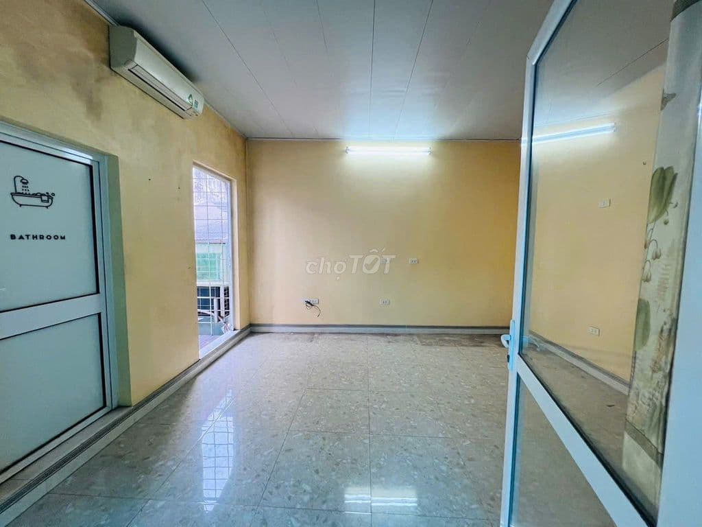 6.86 TỶ – 37M2 – GIÁP NHỊ – 1 NHÀ RA PHỐ – Ô TÔ TRÁNH - Ảnh 2