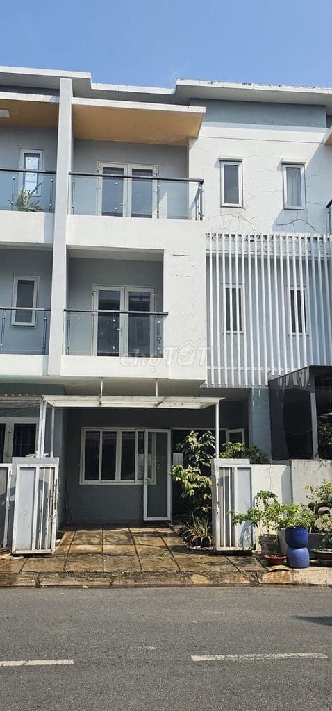 Pháp lý đầy đủ-Nhà phố KHANG ĐIỀN Mega Village -CHÍNH CHỦ BÁN