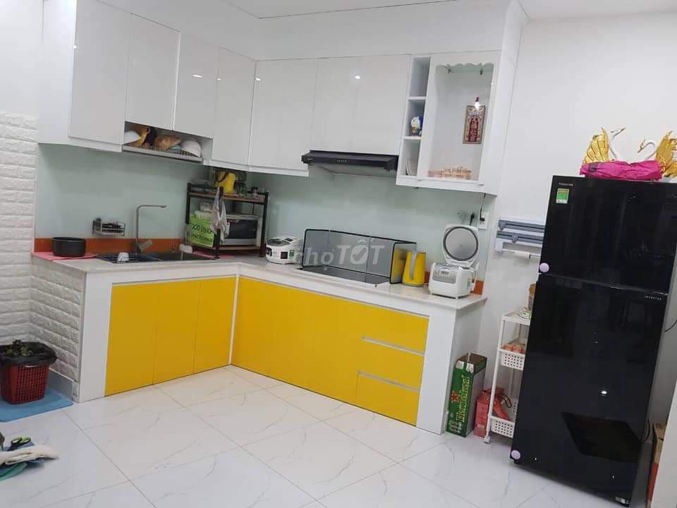 Nhà rộng ô tô đậu cửa, gần NH Sacombank Tây Thạnh. - Ảnh 2