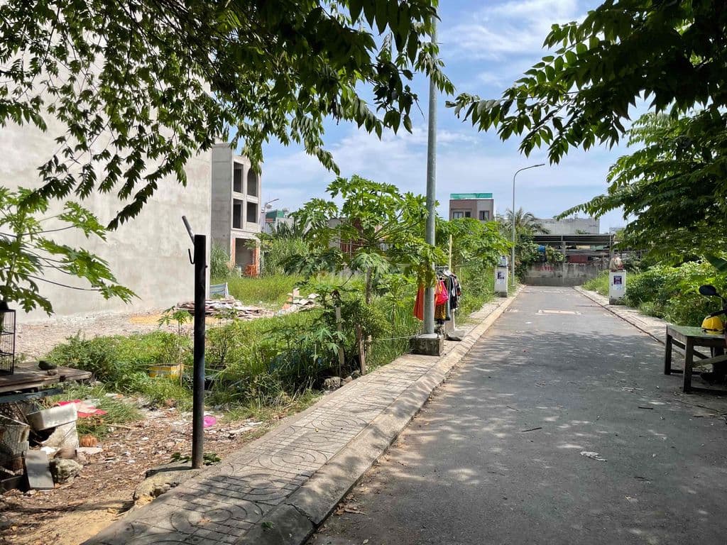 Nhà mới xây 1 trêt, 2 Lầu Sân Thượng - ngay AEON Mall Tân Phú - Ảnh 3