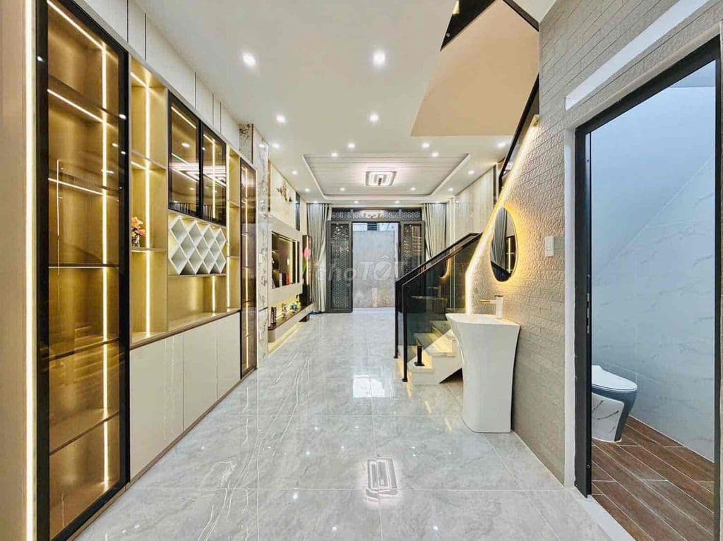 Ngộp o xy Nha Tân Bình Trường chinh gan nha ga T3 - Ảnh 3