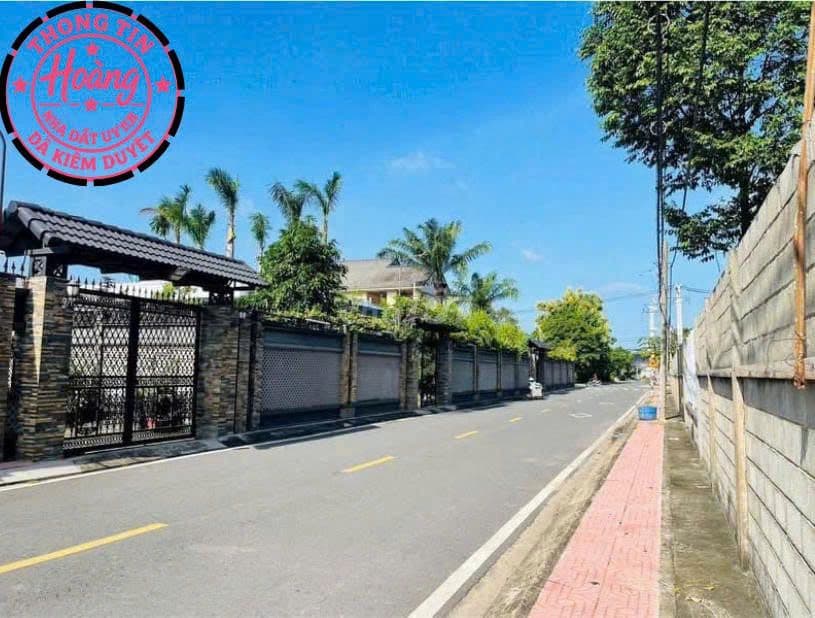 ĐỈNH NÓC KỊCH TRẦN 800TR CHỦ BUÔNG SỔ LÔ 500M NGAY TRUNG TÂM THỊ TRẤN - Ảnh 3