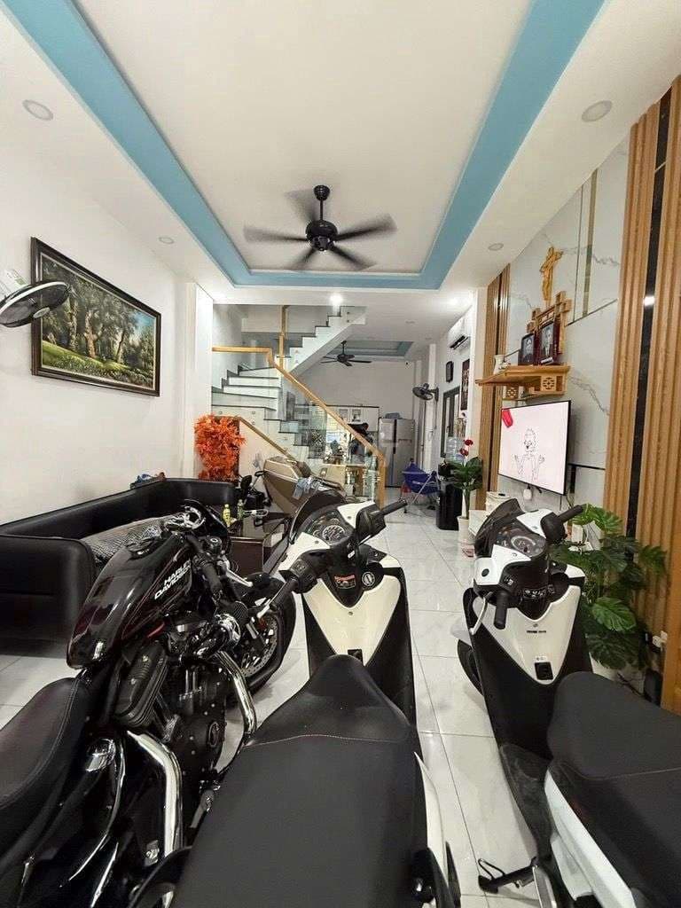 Chỉ 9.5 tỷ sở hữu ngay nhà Mặt tiền thép mới 2 tầng 48m2 .dtsd 79m2