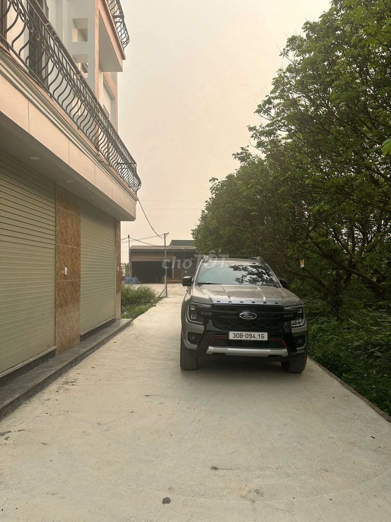 Tân Phú - Quốc Qai, Ô tô 15 chỗ đỗ cửa, DT vàng 43m2. Giá nhỉnh 3 tỷ.