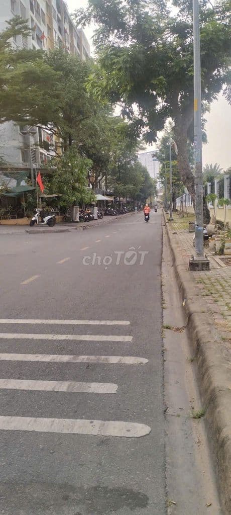 Lô góc 2 mặt tiền khu tái định cư Man thiện 105m giá tốt - Ảnh 2