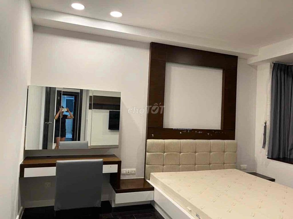 BÁN GẤP SUNRISE Q7 126m2