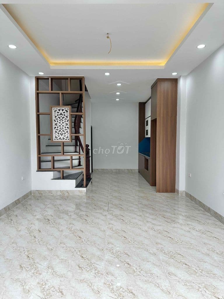 Nhà ngõ thông gần ĐH Công Nghiệp Hà Nội - Ảnh 3