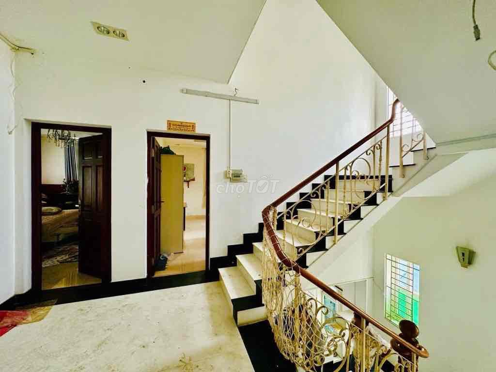 Trung tâm Bình Thạnh - Xe hơi ngủ nhà - 217m2 - 3 tầng 8PN - Gấp bán - Ảnh 3