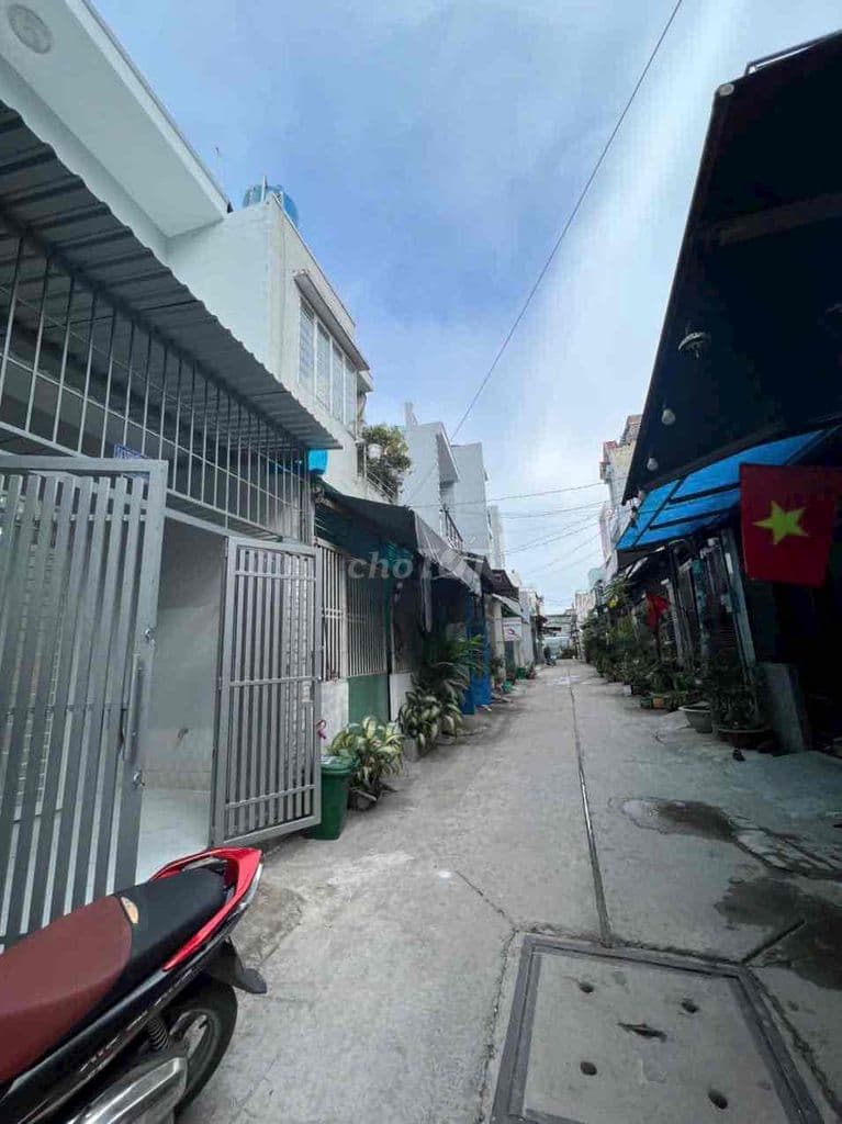 ⚜️ 𝓝𝓗À 𝓑Á𝓝 Liên khu 5-6, 4x14m, 1 lầu, hẻm 5m, Gần chợ