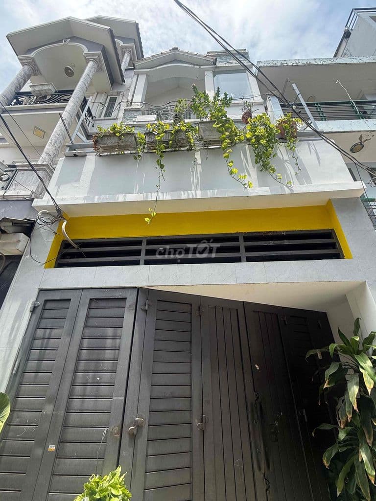 HXH Trần Bá Giao - Dương Quảng Hàm, Nhà 4 tầng, Giá 6,9 tỷ TL