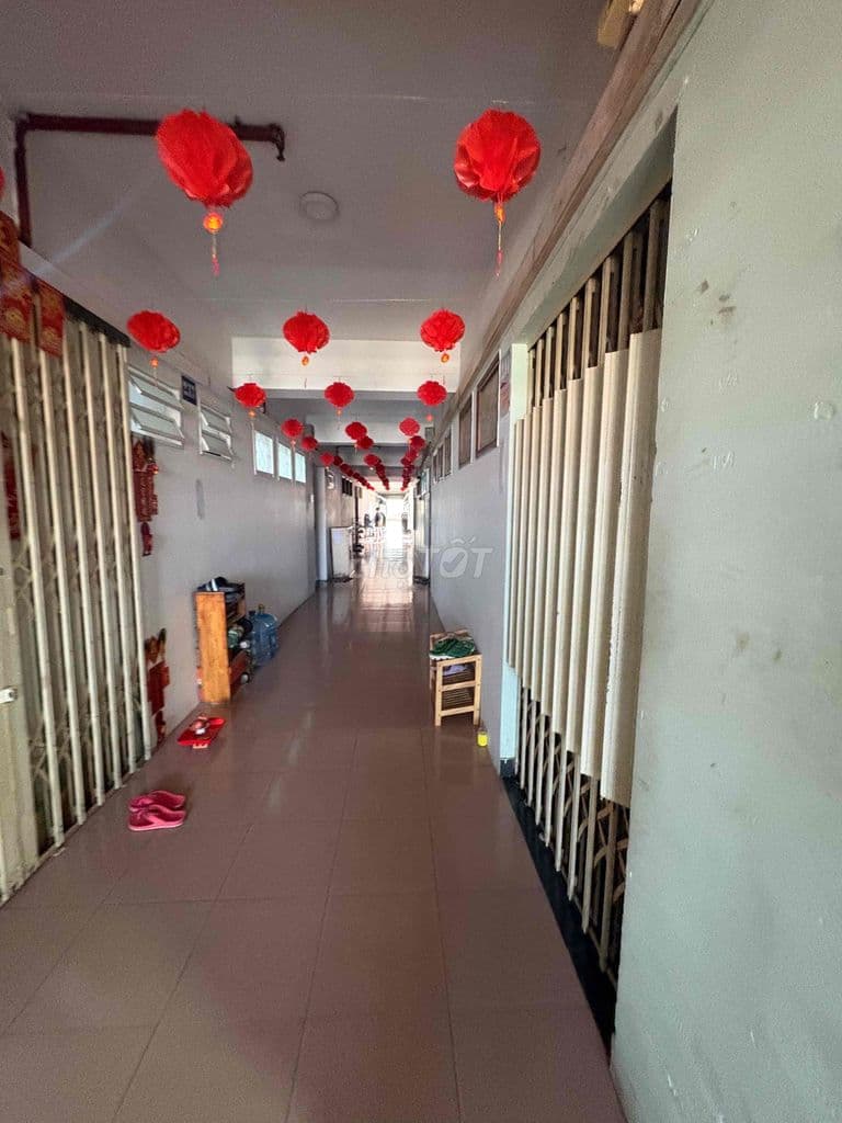 chính chủ đứng bán chung cư Bình Phú TT chợ Lớn 70m2 căn góc 2ty7 SHR