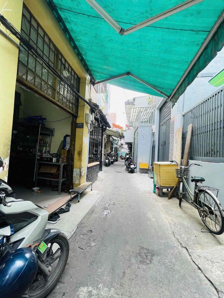 BÁN GẤP ,Mình có việc cần bán gấp nhà 28M2 SÁT Q1 CHỈ 2 PHÚT ĐI XE - Ảnh 3
