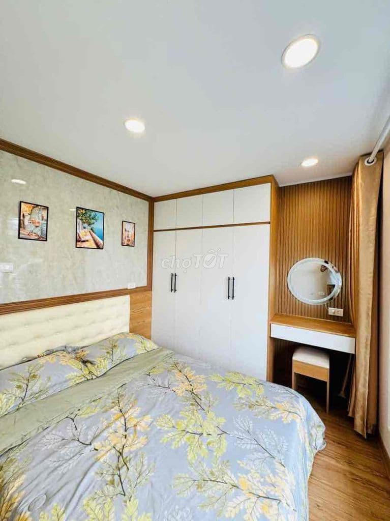 Bán nhà TT Quỳnh Mai, 2 thoáng, ô tô tránh, 2PN full nội thất, 60m2 - Ảnh 3