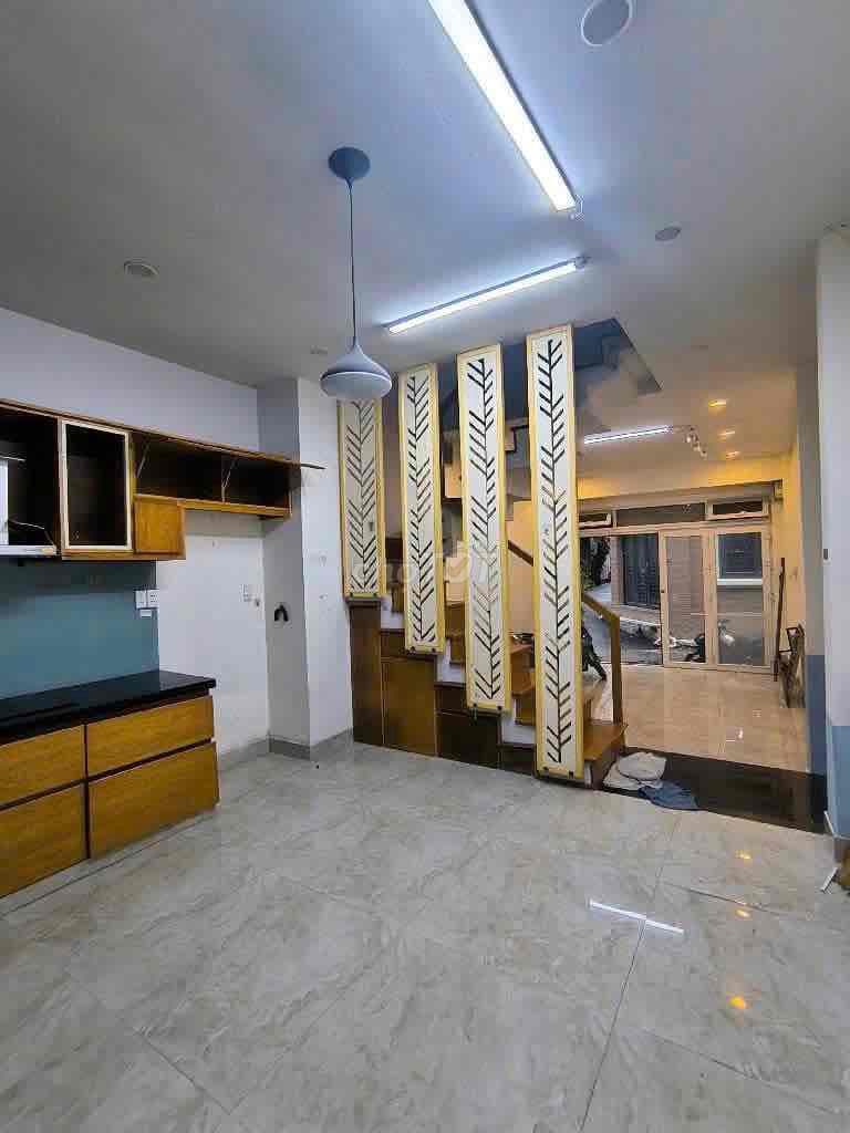 NGANG KHỦNG 5M2- NGAY NGUYỄN XÍ QUẬN BÌNH THẠNH, GIÁ CHỈ 5TỶ2,SHR - Ảnh 3