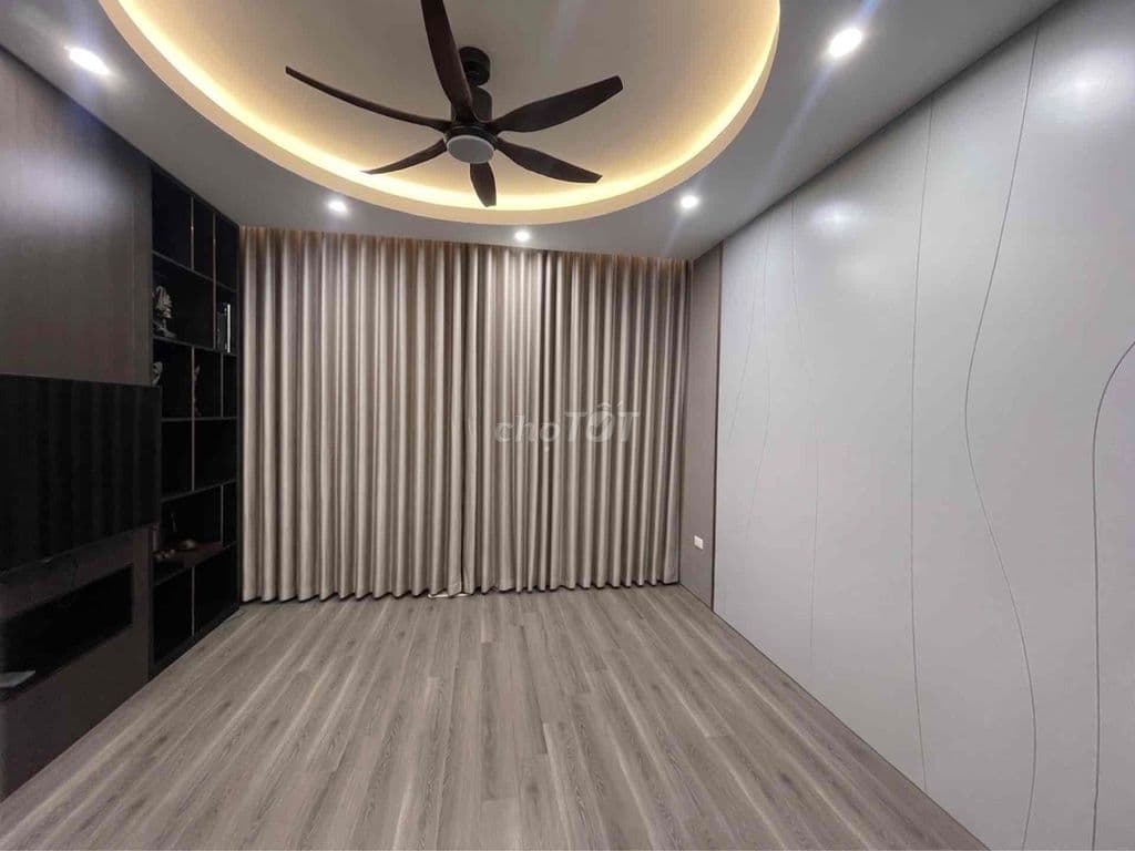 phố Trương Định_DT:30m_5 tầng, 3 ngủ tặng full nội thất - Ảnh 2