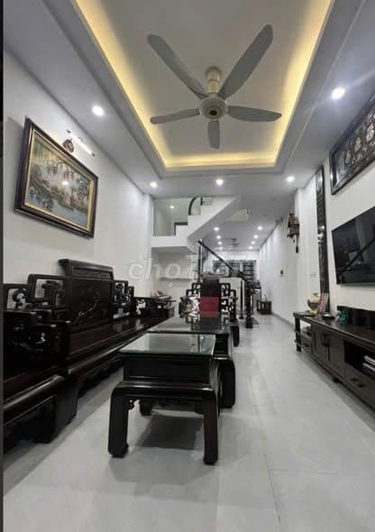 Nhà mặt phố Xuân Thủy Cầu Giấy, kinh doanh sầm uất - Ảnh 2