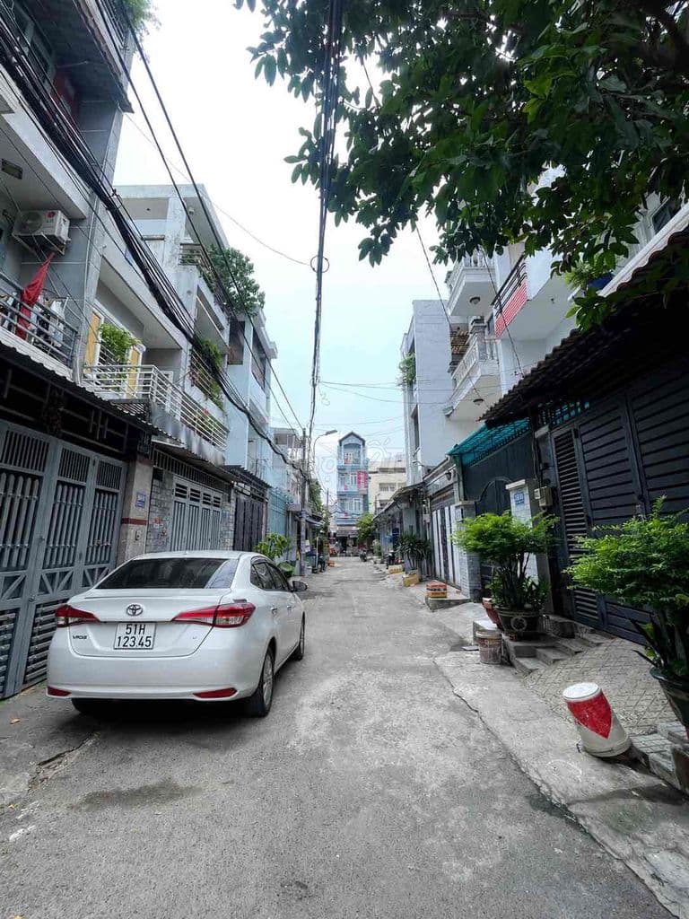 Bán nhà Phạm Văn Chiêu , 4x15m , HXH , chỉ 4.9 tỷ