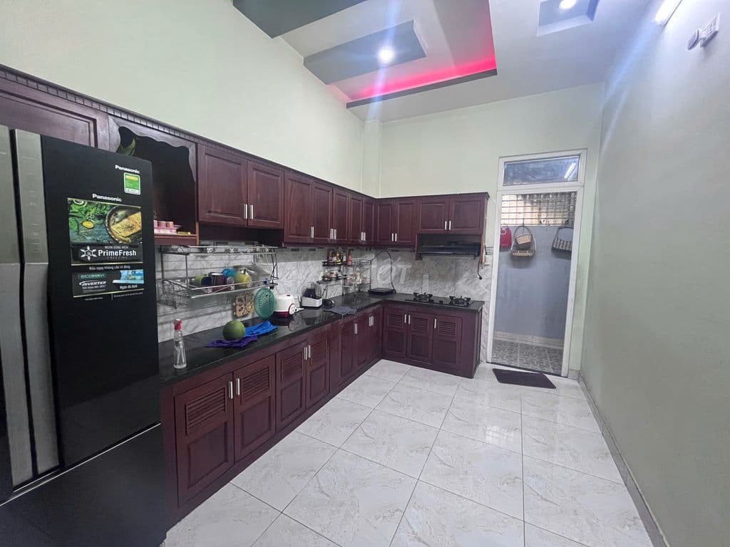 Bán gấp căn nhà 5 phòng ngủ, SHR, KDC 274 Nguyễn Văn Tạo, Giá 7.5 tỷ - Ảnh 2