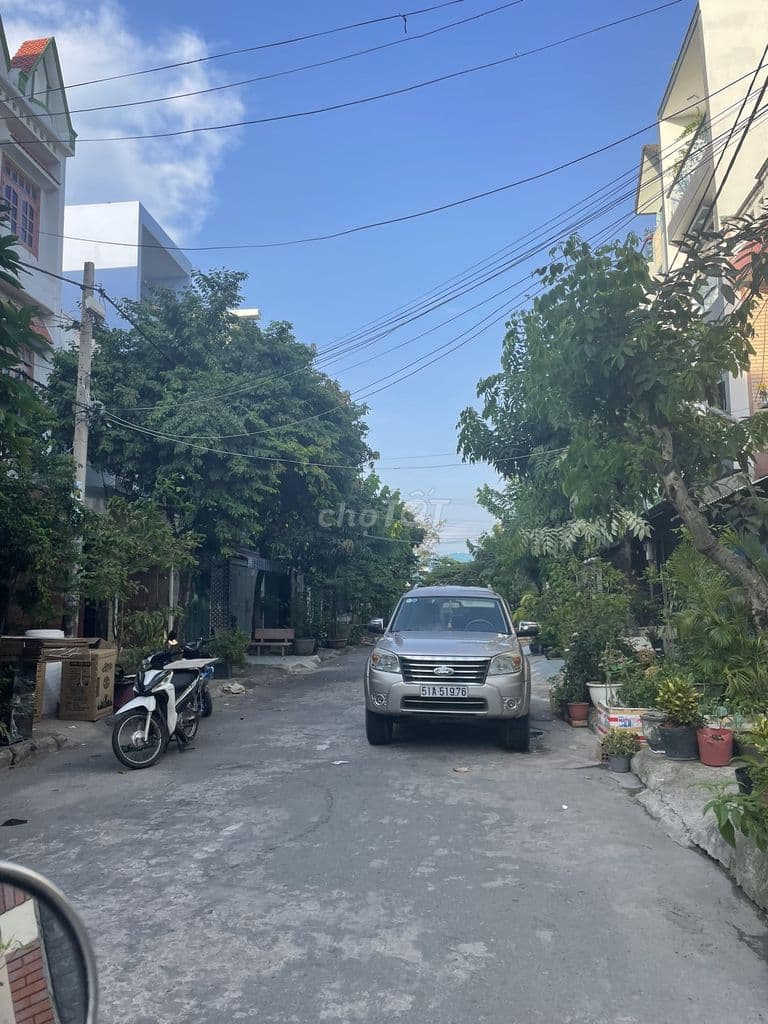 Bán nhà mặt tiền đường DC5, DT 4mx14m, 3 lầu, Cách Aeon Mall 1km - Ảnh 2