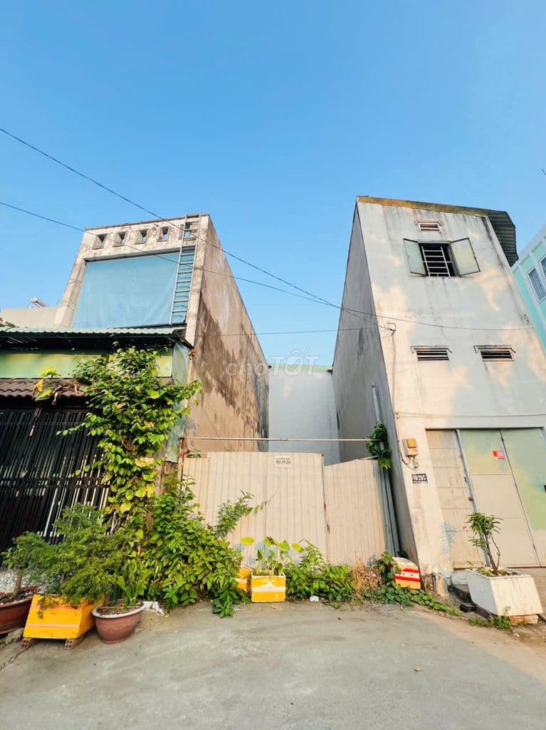 NỀN ĐẤT HIẾM - HẺM 40 ĐƯỜNG VÕ VĂN HÁT - 3,69 TỶ/55M2