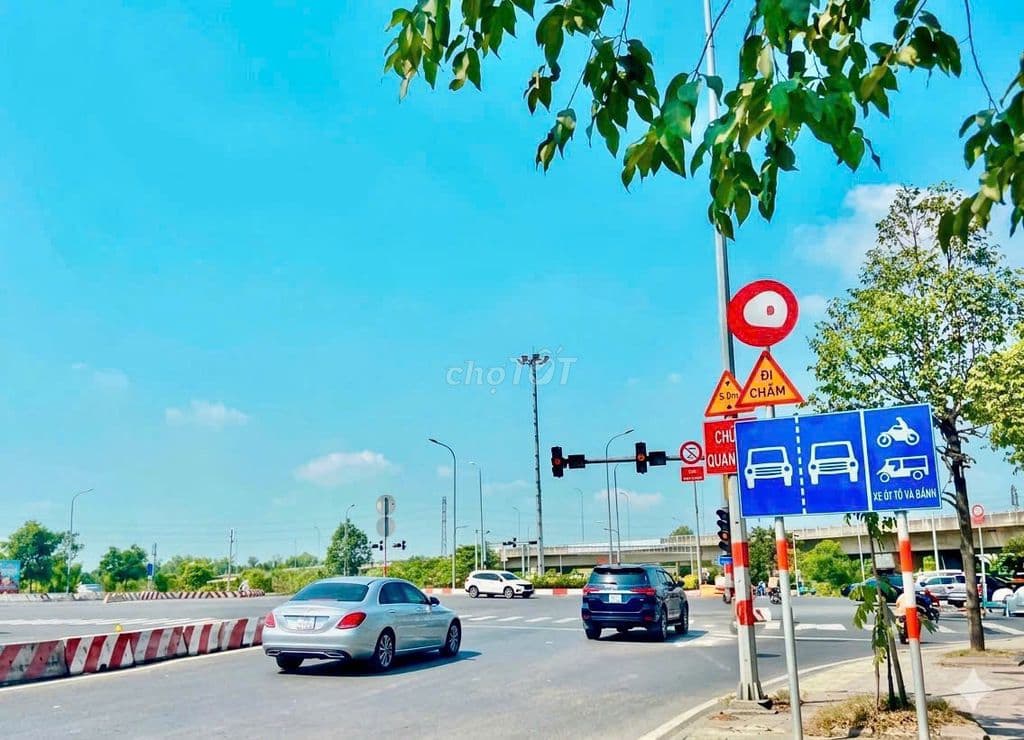 BÁN NHÀ GẦN CHUNG CƯ RICCA QUẬN 9 TPHCM 80M2 OTO ĐẬU TRONG NHÀ 4,2 TỶ - Ảnh 2