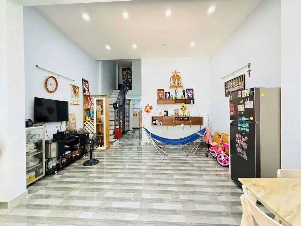 Nhà mới đẹp, sổ riêng, (5m x 12m), trệt, lững, 3PN, Thới An, Quận 12