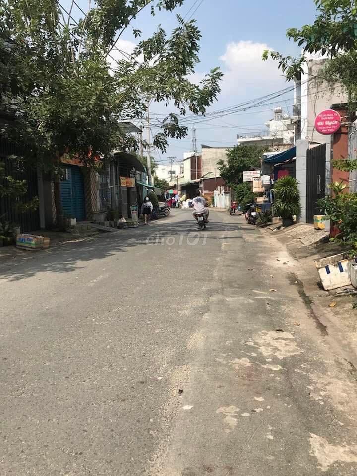 Đất MT đường xe tải thông 4 x 21m giá 5ty900tr còn bớt