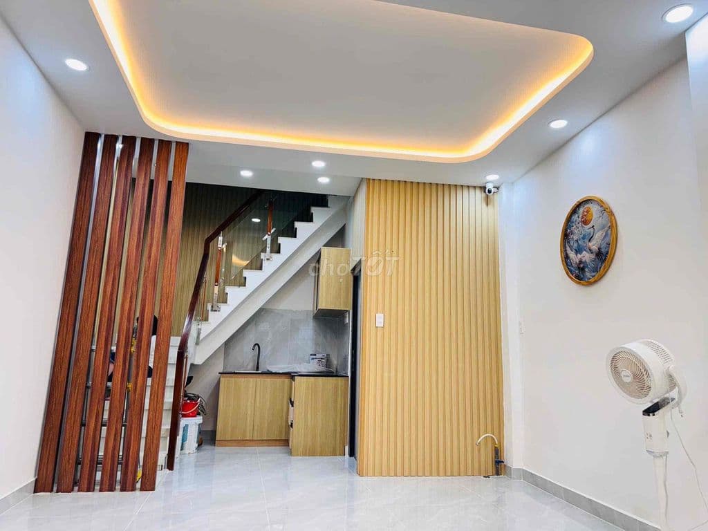 MẶT TIỀN KINH DOANH - TRẦN PHÚ Q5