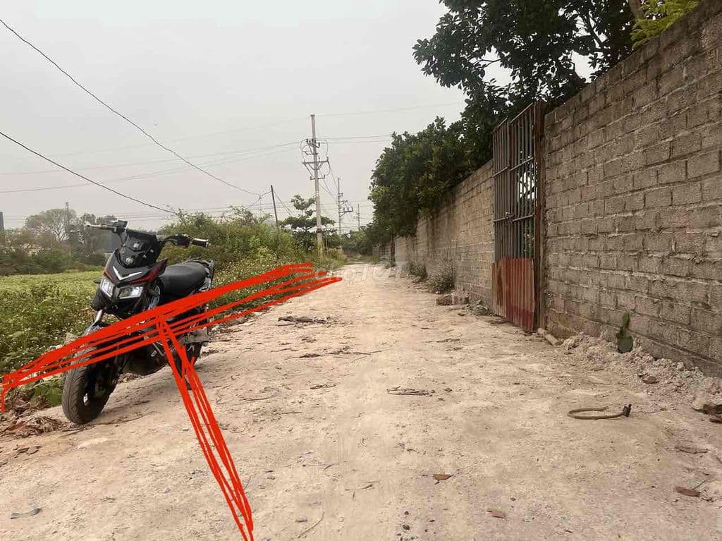 Đất 50 năm, diện tích 408m*2, mặt tiền 15m ở quốc oai hà nội