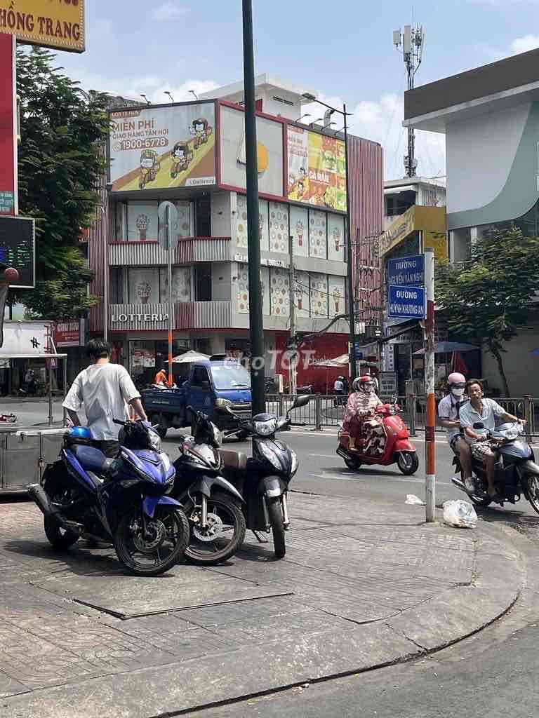 Nhà mặt tiền, gần DH công nghiệp, chợ Gò Vấp chỉ còn 10ty - Ảnh 3