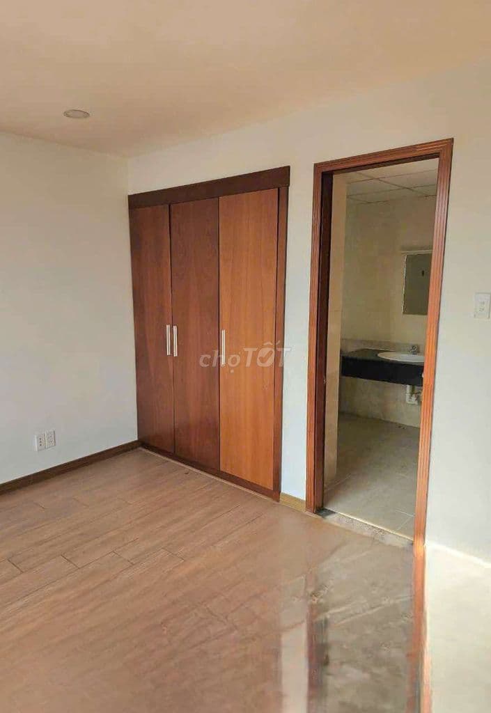Penthouse 315m2 3 phòng ngủ Cc Giai Việt Samland 854 Tạ Quang Bửu P5Q8 - Ảnh 3