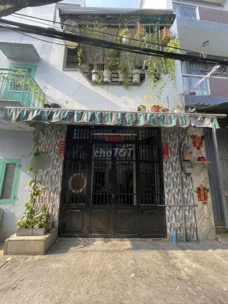 Chủ gấp-nhà khu Lê Văn Quới,Bình Tân, sát mặt tiền đường,2 tầng,35m2