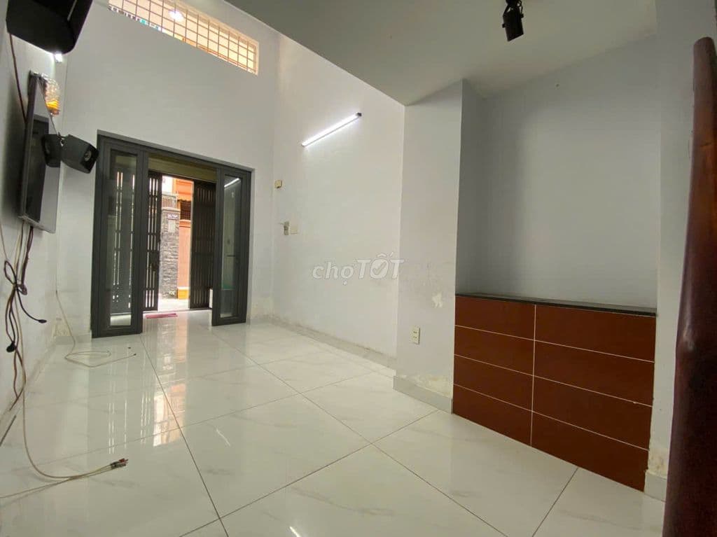 KHU VỰC HIẾM NHÀ BÁN!!! MẶT TIỀN NỘI BỘ 5 TẦNG LÊ ĐẠI HÀNH (3.2X12)M