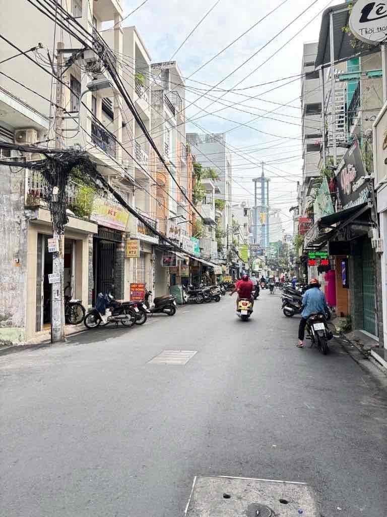 Nhỉnh 8 tỷ bán nhà MTKD CHU VĂN AN 4 tầng-22tr/thg - Ảnh 2