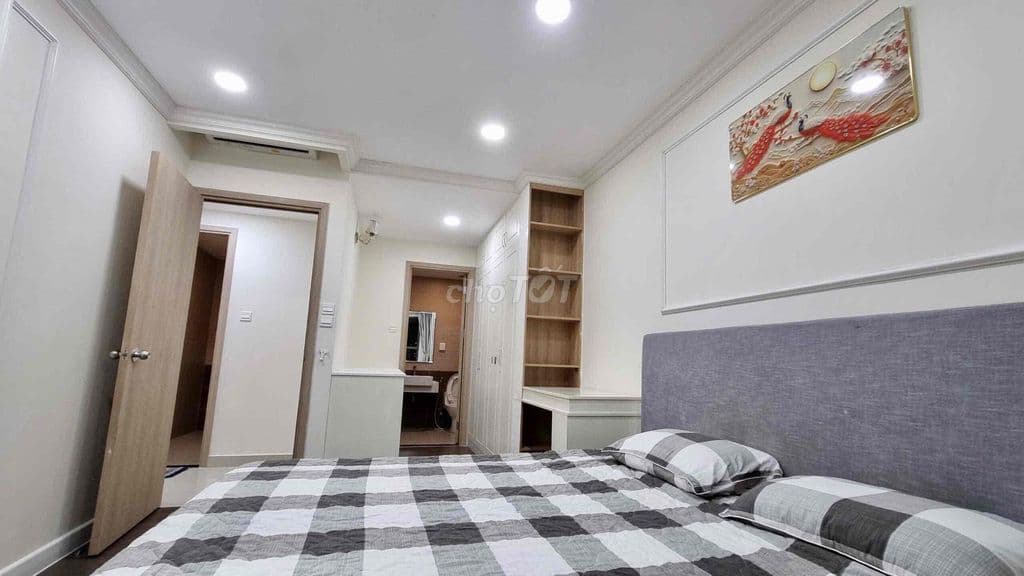 CHO THUÊ 2PN FULL GIÁ 18 triệu FULL NỘI THẤT THE SUN AVENUE