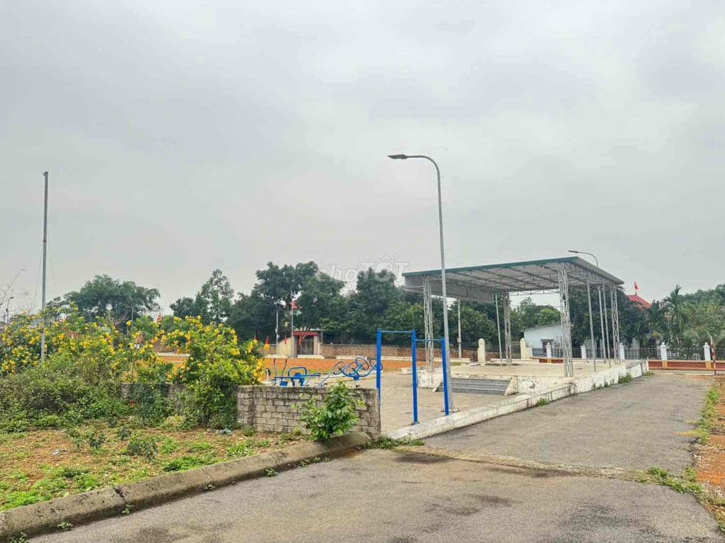 Vỡ BANK CẦN BÁN NHANH LÔ ĐẤT 2 MẶT THOÁNG - Ảnh 3