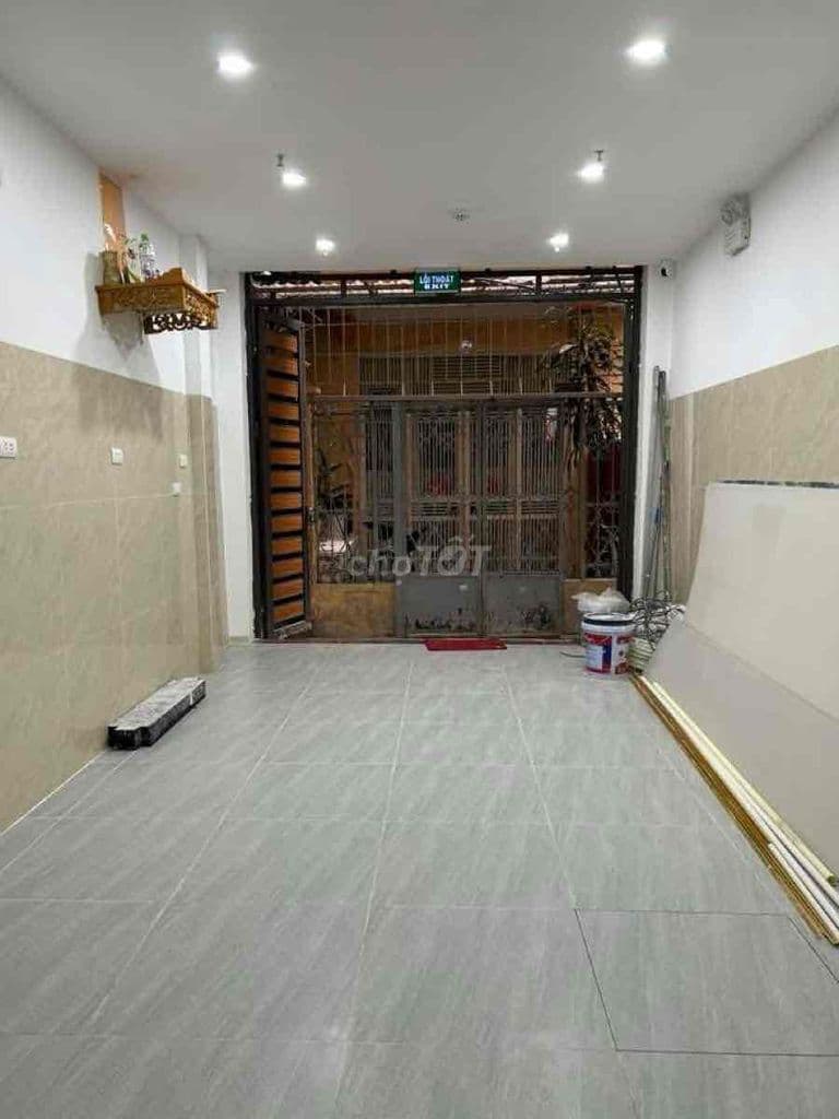 VIP Phố Quân Nhân, nhà dân xây đẹp, cách hồ quan nhân 30m, bạt ngàn ti