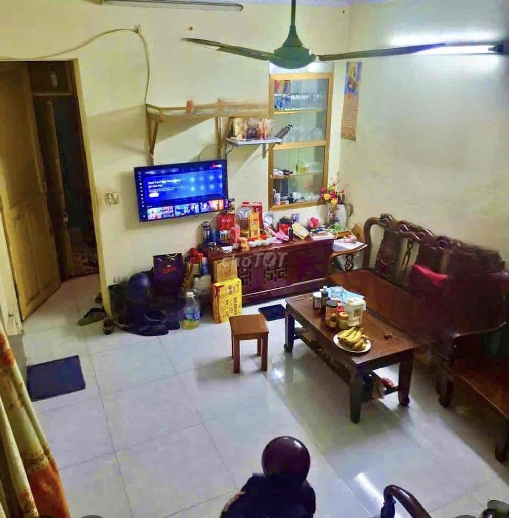 Bán Căn hộ 2 tầng phố Lò Đúc, Lô góc, ban công các phòng, sát mặt phố